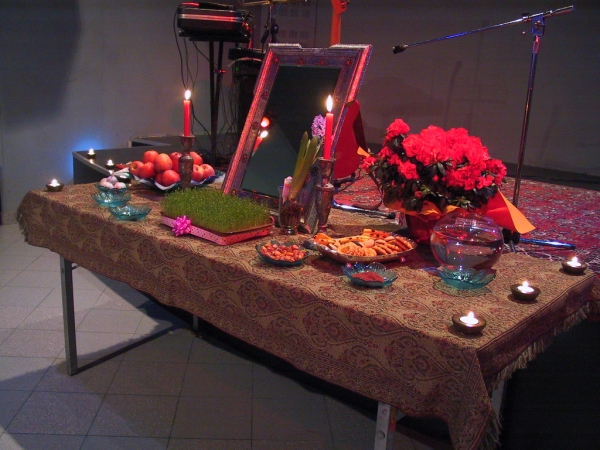 Newroz 2008 - Il tavolo degli haft sin
